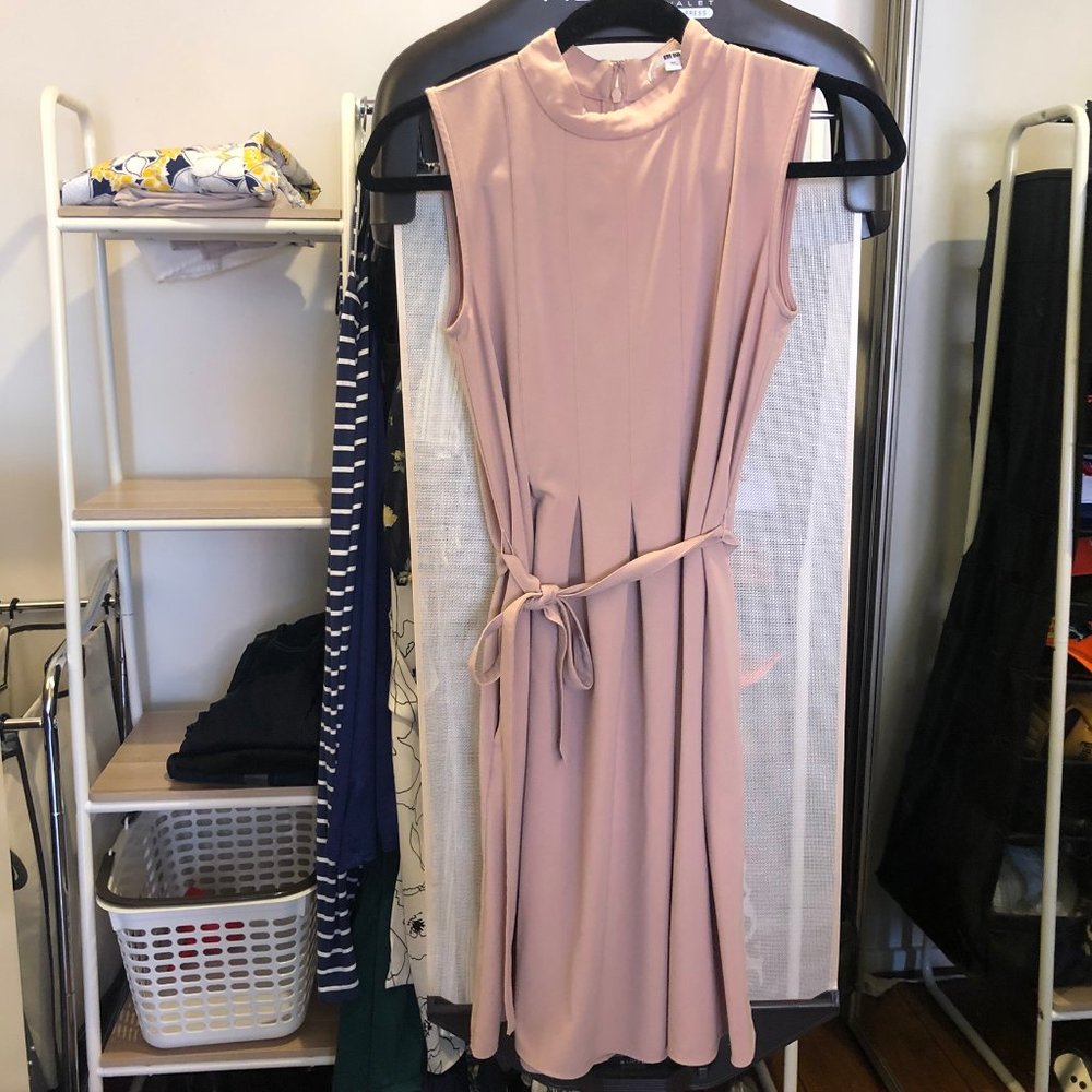 Sleeveless Uniqlo Dress with tie belt